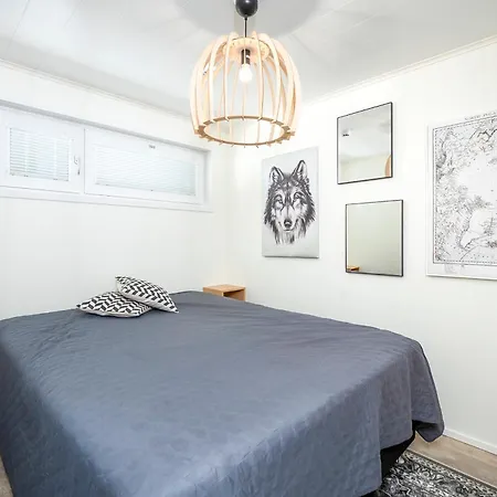 Hilmantori 213 Stylish Apartment Incl Wifi, Sauna, Galss Balcony Kalajoki